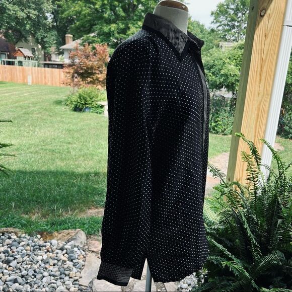 The Limited Black Oversized Button Down Shirt 100% Silk size Large - Picture 3 of 6